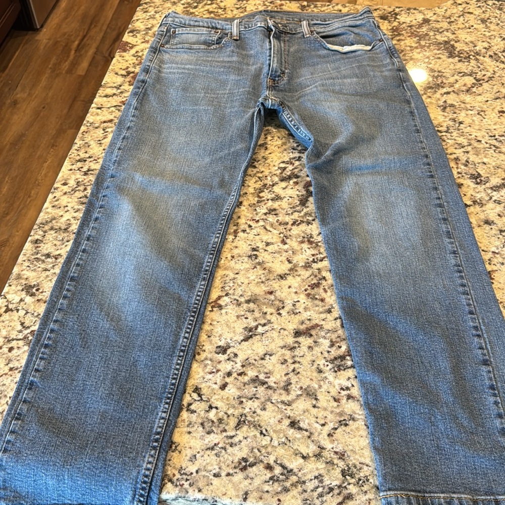 Men's Blue Jeans - Picture 2 of 2